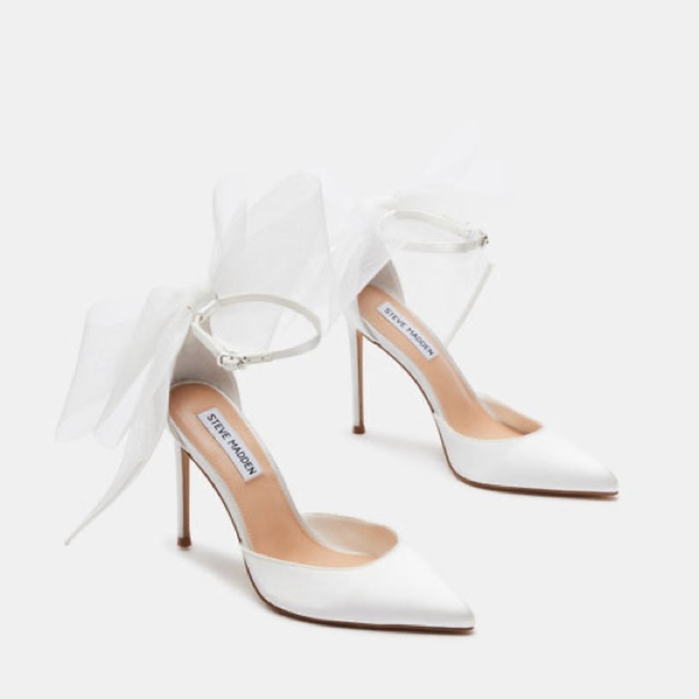 Steve Madden Valenteen white satin